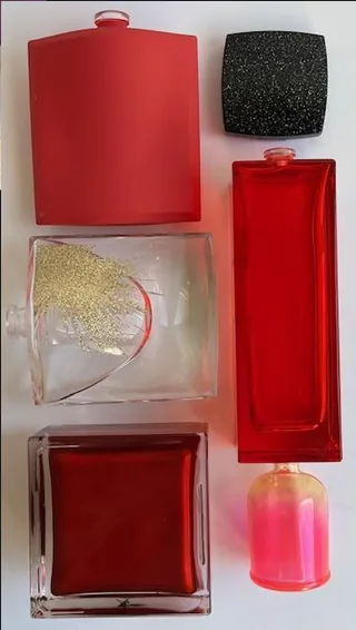 Pigment & Couleur — L’aspect d’une couleur peut être travaillé avec des finitions très variées.