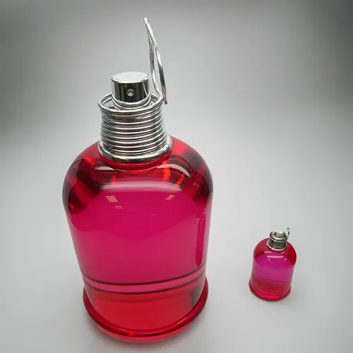 Factice géant · Flacon fuchsia — réalisation Maq’Exe