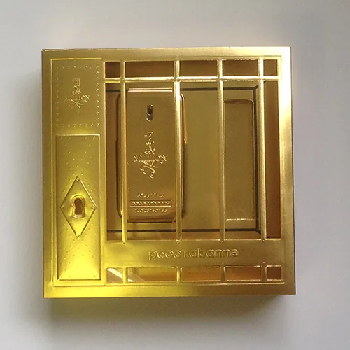Paco Rabanne · Écrin doré — réalisation Maq’Exe