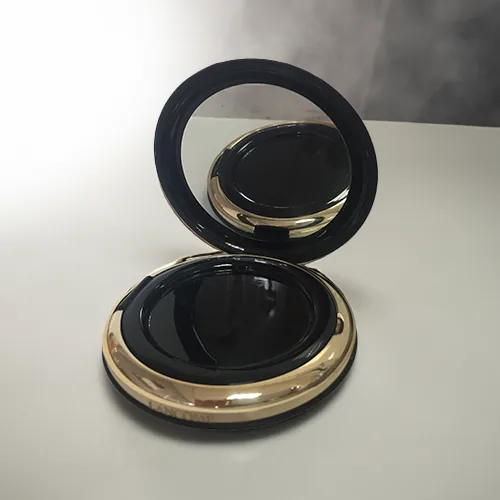 Poudrier miroir doré — réalisation Maq’Exe